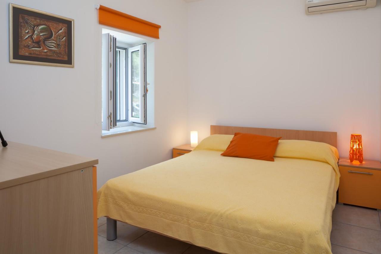 Apartment Bura 1 Makarska Eksteriør billede
